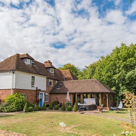 Bacchus By Bloom Stays Canterbury Eksteriør bilde